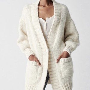 NWT Faherty STELLA Cardigan Alpaca M Medium Thick sweater winter white RARE